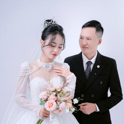 Những kinh nghiệm cô dâu cần lưu ý khi muốn thuê váy cưới đẹp